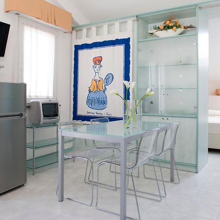 Hotel Eros Residence Cervia Bagian luar foto