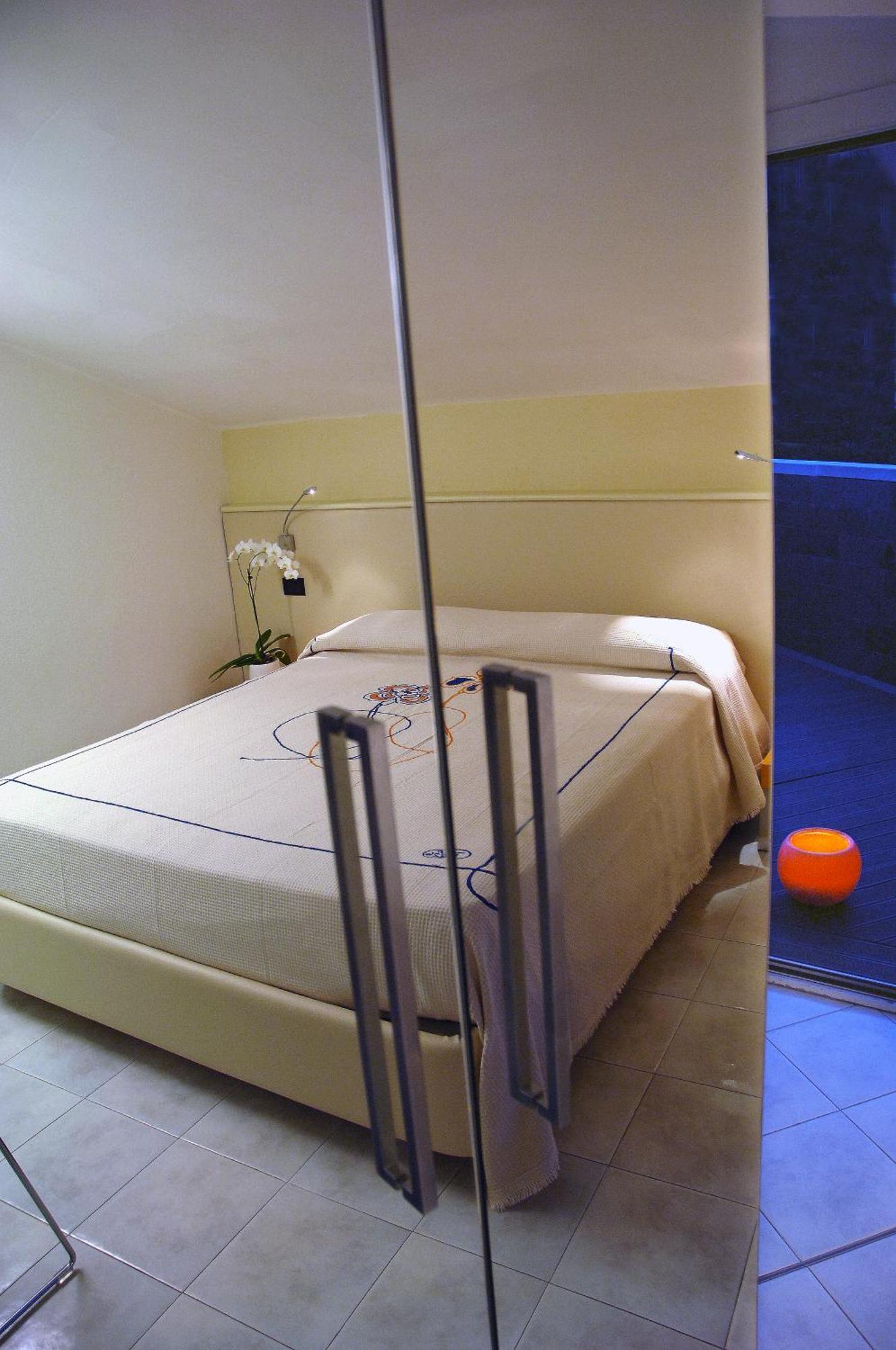 Hotel Eros Residence Cervia Bagian luar foto