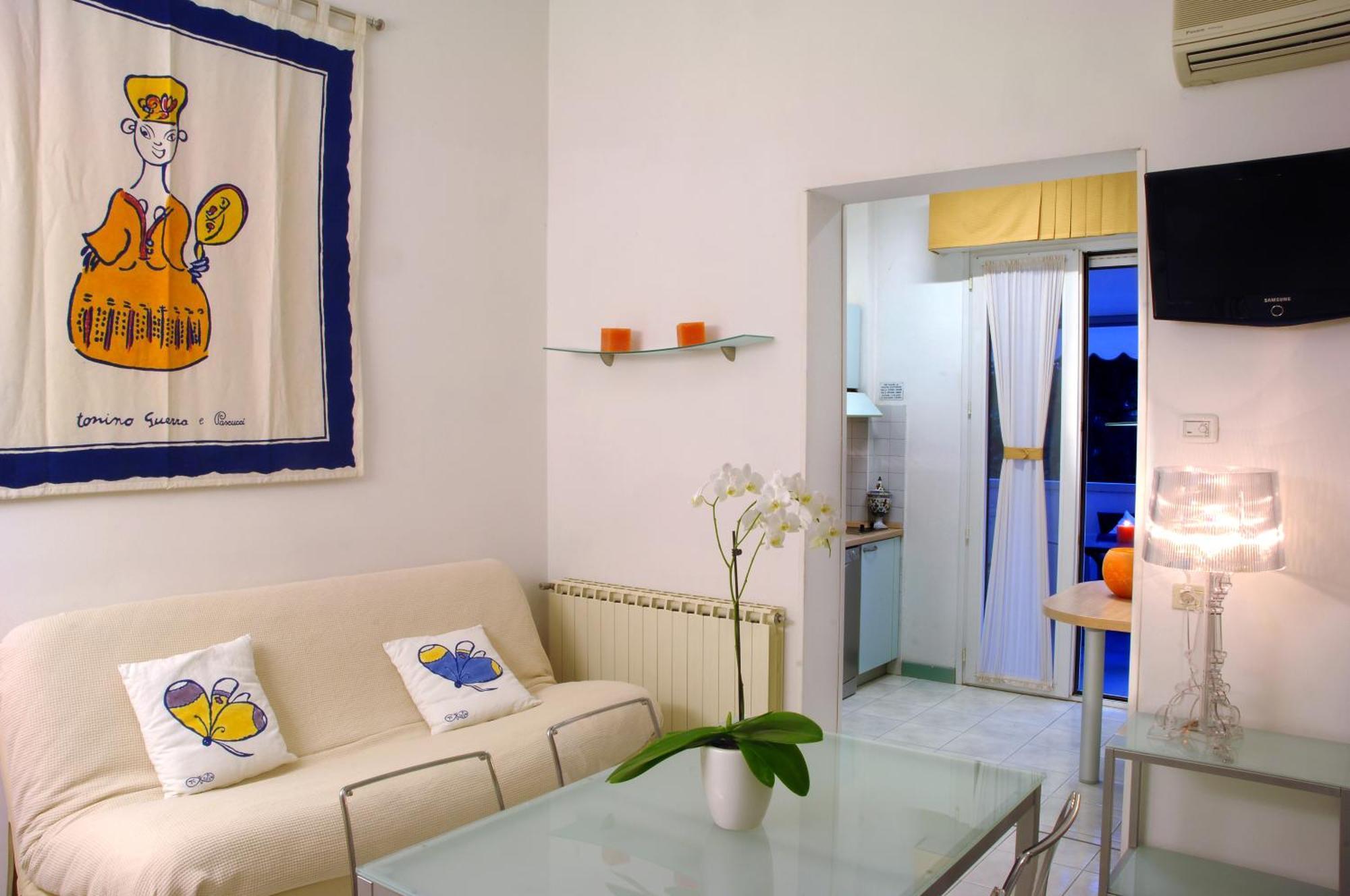 Hotel Eros Residence Cervia Bagian luar foto