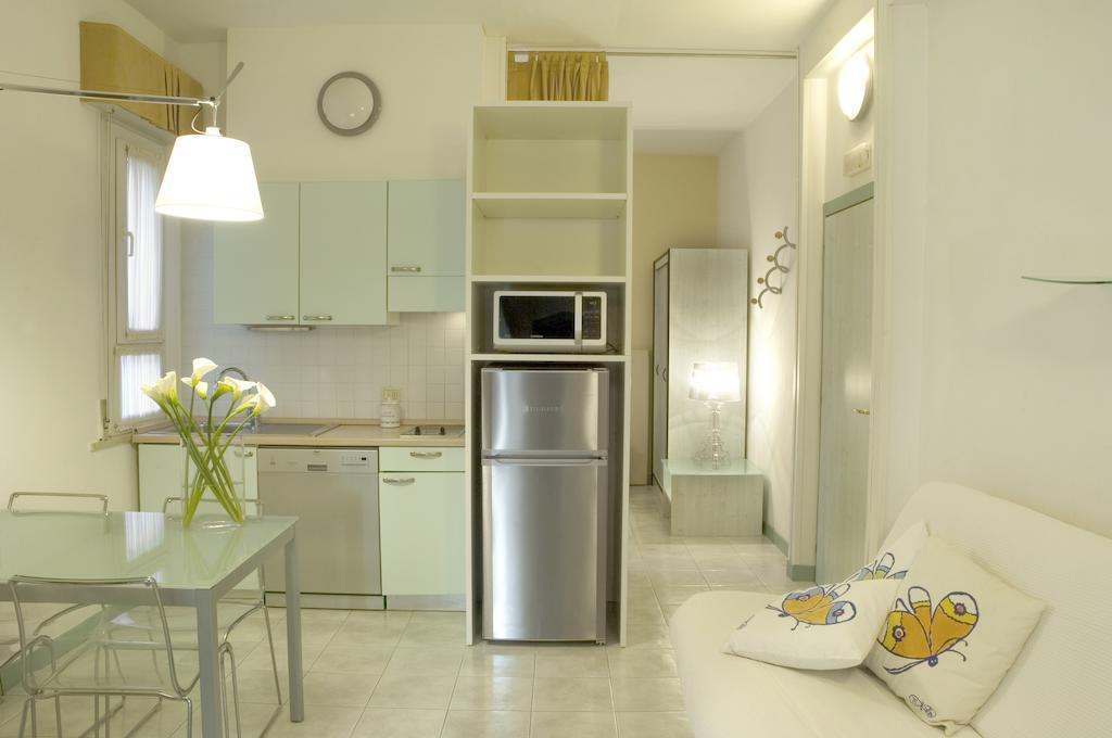 Hotel Eros Residence Cervia Bagian luar foto