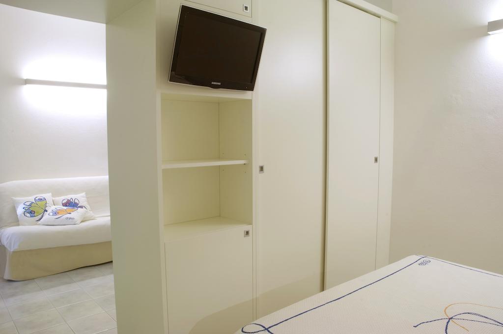 Hotel Eros Residence Cervia Bagian luar foto
